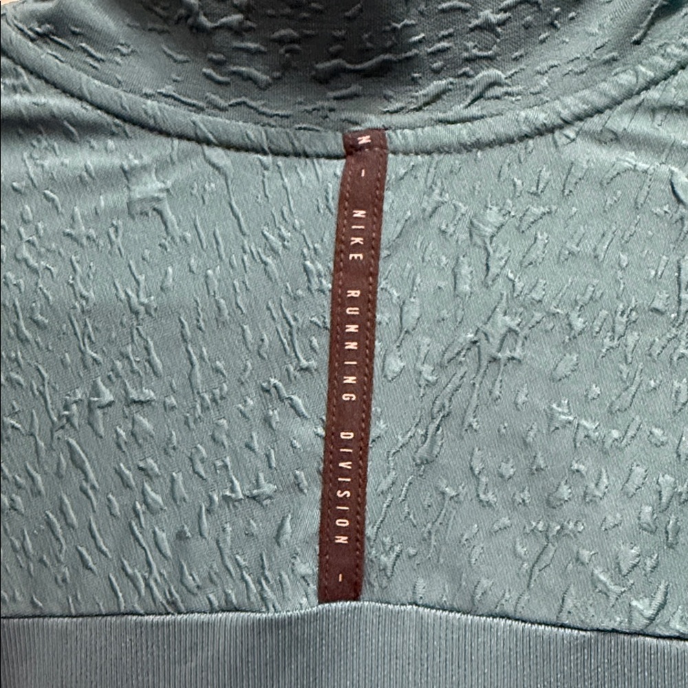 Nike Teal Dri-FIT Pullover - Picture 5 of 12